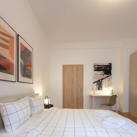 Ultracentral Hong Kong 3 Bdrm Apartment Bukurešť Exteriér fotografie