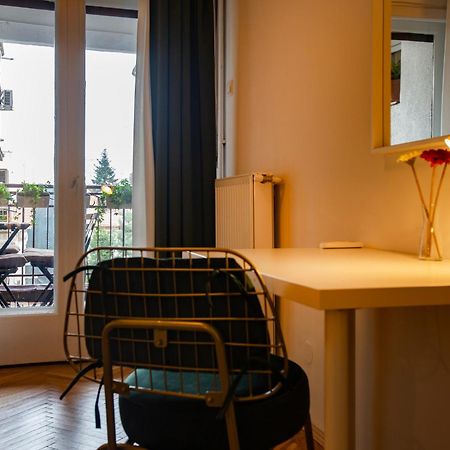 Ultracentral Hong Kong 3 Bdrm Apartment Bukurešť Exteriér fotografie