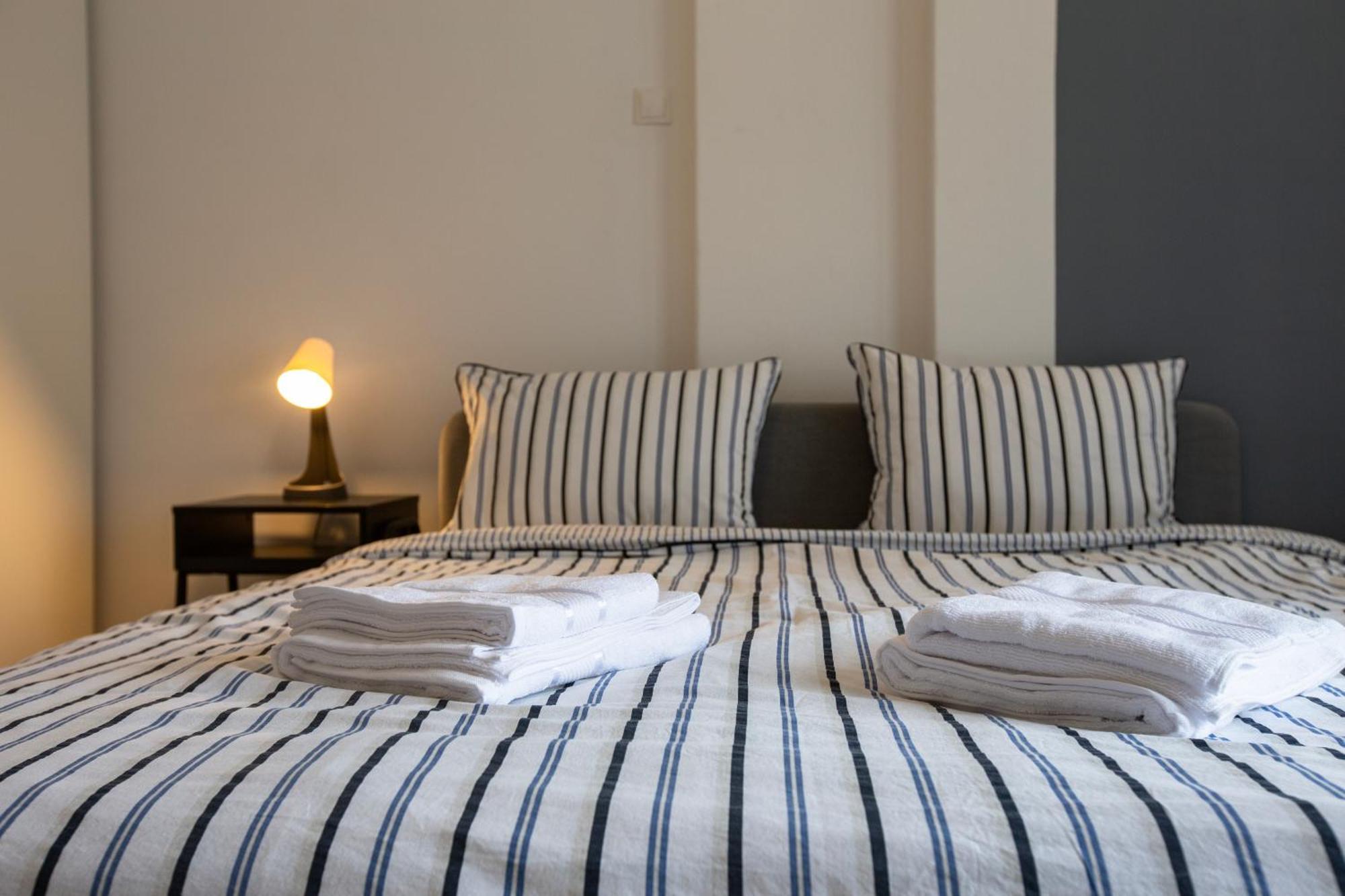 Ultracentral Hong Kong 3 Bdrm Apartment Bukurešť Exteriér fotografie