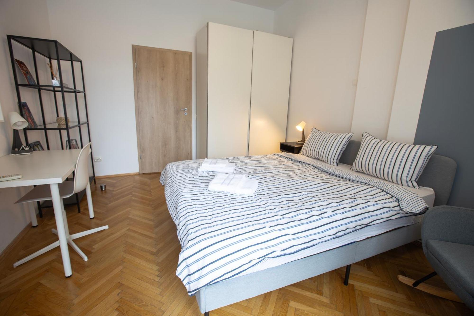 Ultracentral Hong Kong 3 Bdrm Apartment Bukurešť Exteriér fotografie