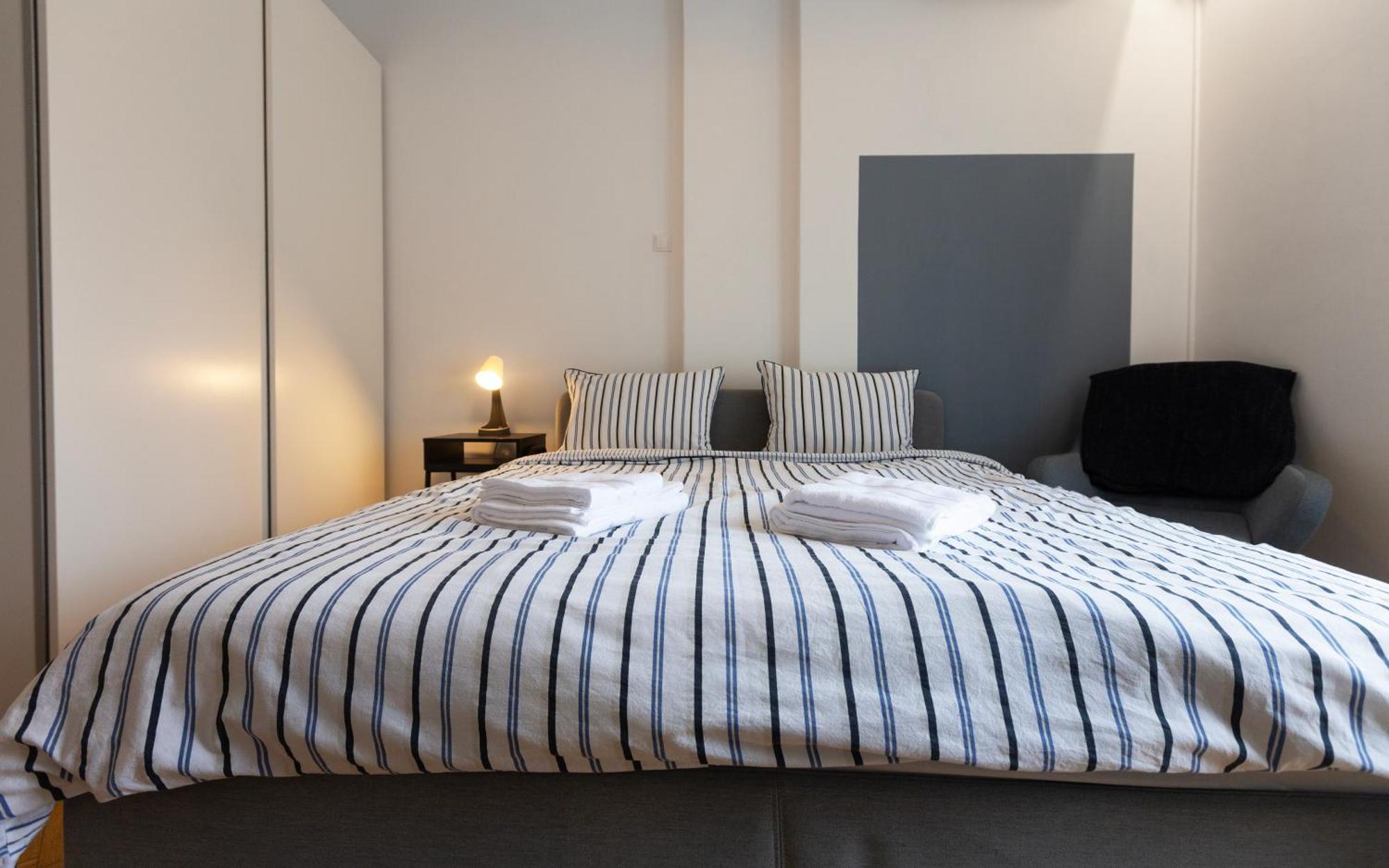 Ultracentral Hong Kong 3 Bdrm Apartment Bukurešť Exteriér fotografie