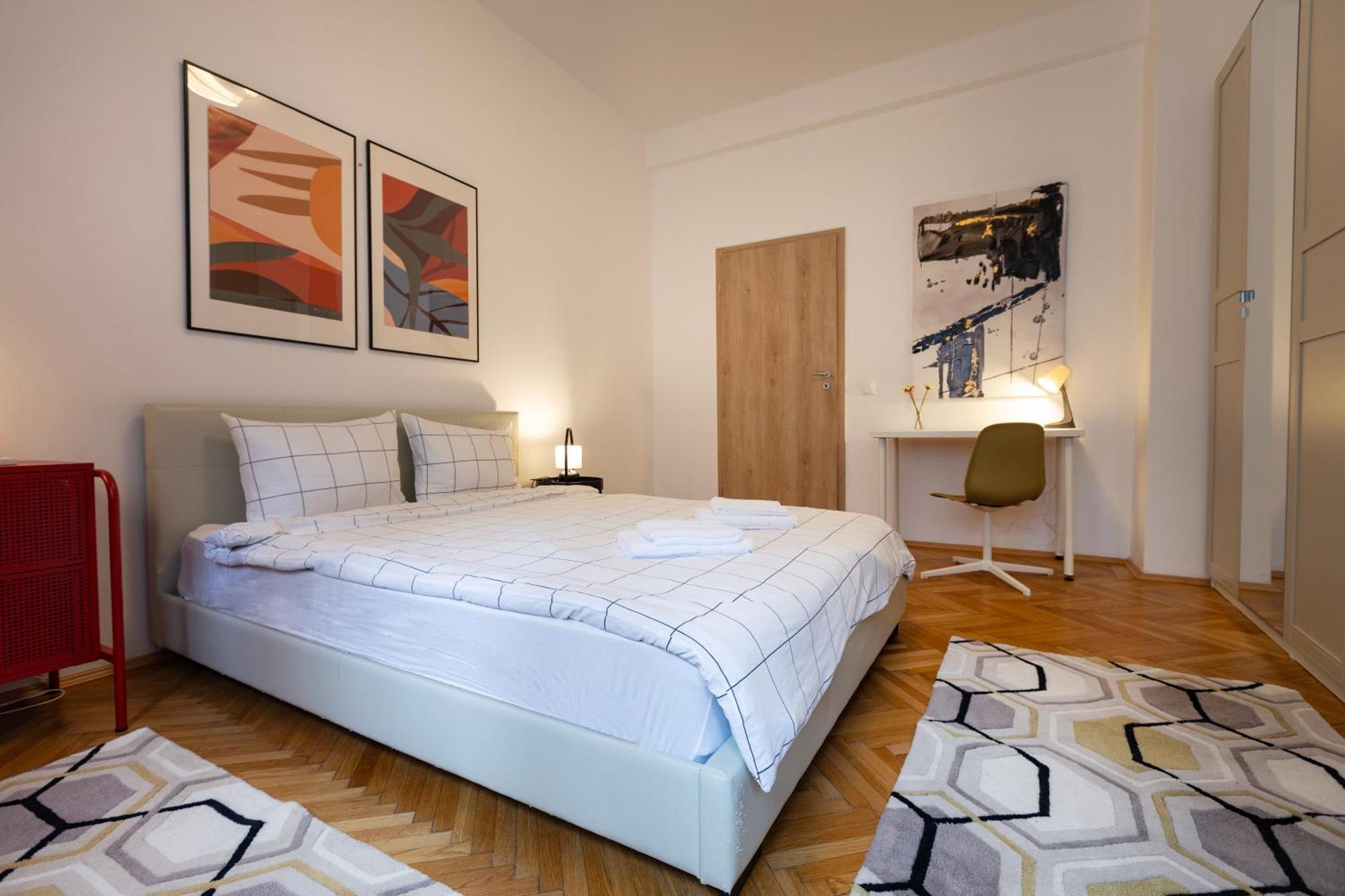 Ultracentral Hong Kong 3 Bdrm Apartment Bukurešť Exteriér fotografie